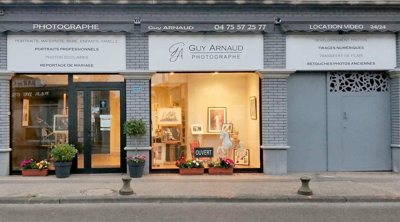 Façade du studio Guy Arnaud, rue Jean Jaurès à Portes-lès-Valence